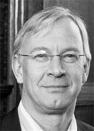 Peter Smith Headshot